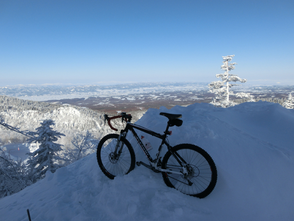 Ville de Kamifurano et le vélo de K