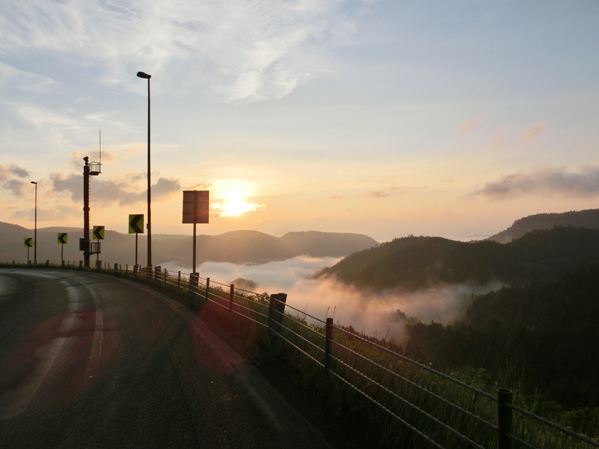 Vue de lever du soleil à partir du col de Sekihoku