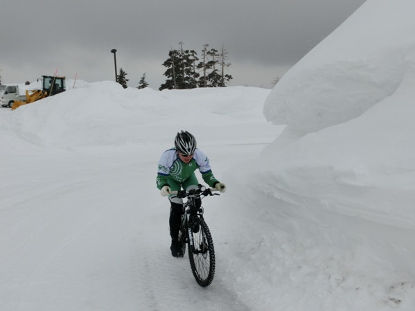 M.Suzuki à la station thermale du Mt.Tokachidake