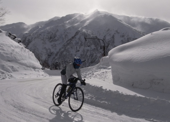 Dr.Yamamoto col Mt.Furanodake