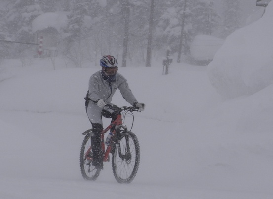 M.Suzuki à la station thermale du Mt.Tokachidake