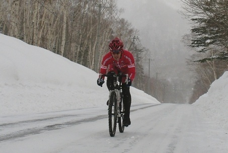 Tesseract in the downhill of the Mt.Teine