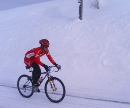 Tesseract on the ascent of the Kenashi Pass