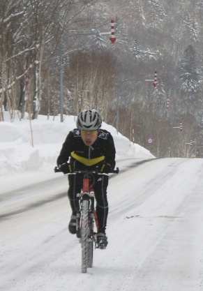 Dr.K dans la monté du Col d'Asari