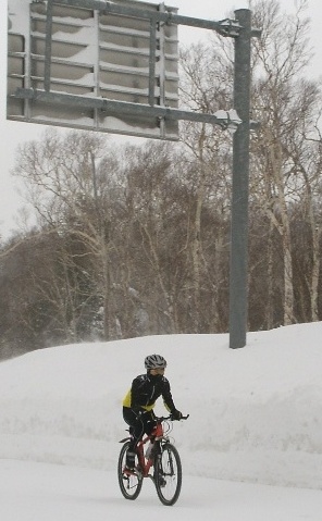 Dr.K at the Kenashi Pass