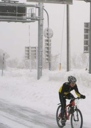 Dr.K at the Tohmaru Pass