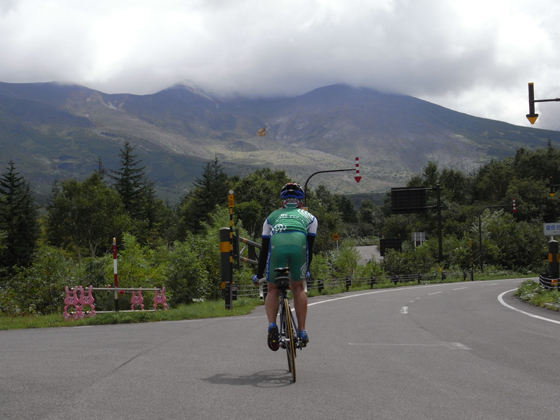 M.Suzuki et le Mt.Tokachidake