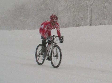 Tesseract on the Kenashi Pass