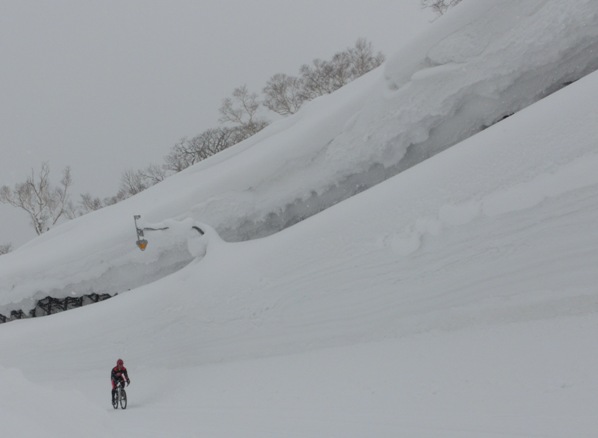 K et les barrières para-avalanches