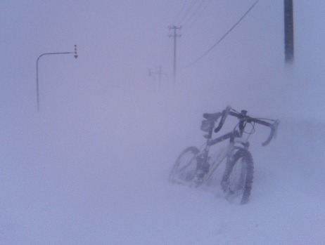 Tesseract's bike in Oyafuru