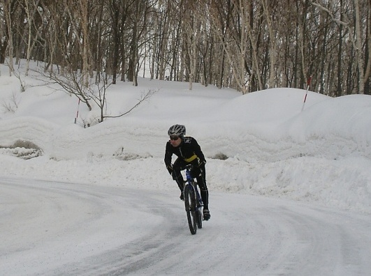 Dr.K in the descent of the Mt.Teine