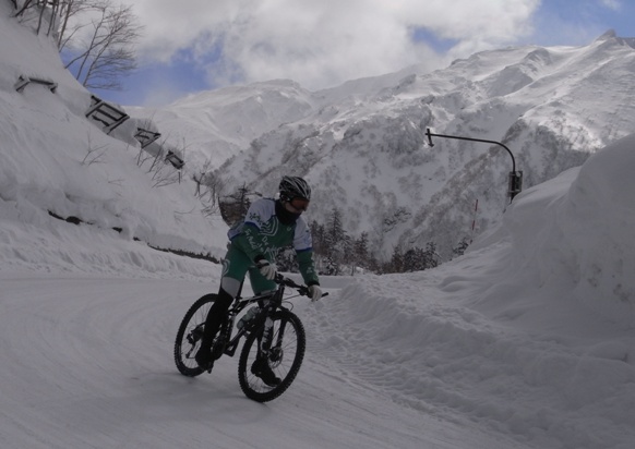 M.Suzuki dans la descente